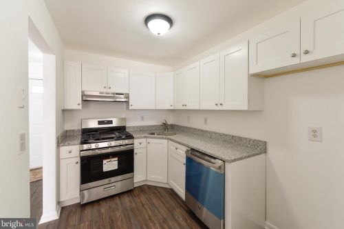 607 Woodchip Rd, Lumberton Township, NJ 08048-4236