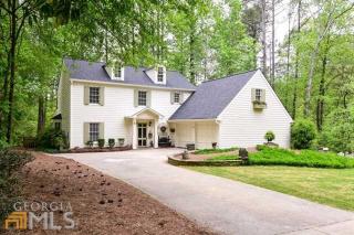 2339 Forest Dr, Marietta, GA 30062-6553