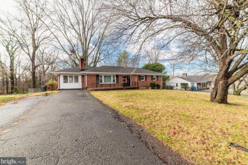 4417 Montgomery Rd, Lynchburg, VA 24503-2915