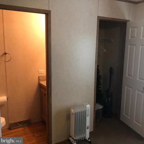 961 Rettew Mill Rd, Ephrata PA  17522-1852 exterior