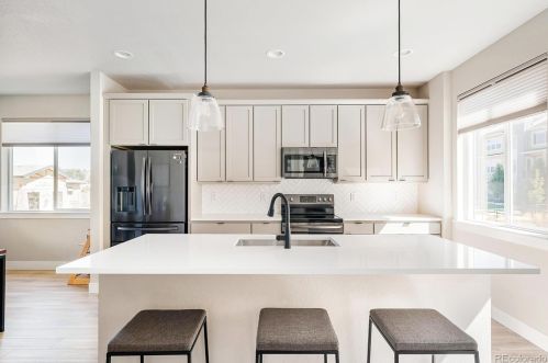 6721 Tempe Ct, Aurora CO  80016-2778 exterior