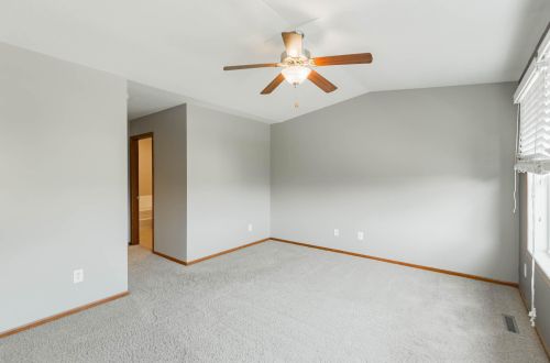 2160 Cedar Grove Trl, Saint Paul MN  55122-1543 exterior