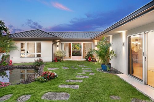 1212 Hunakai St, Honolulu HI  96816-4615 exterior