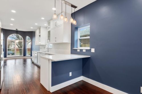 2749 Carmel Dr, Carrollton TX exterior