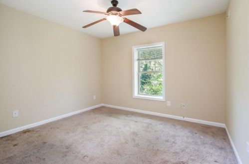 95 Bromack Dr, Atlanta GA  30315-6525 exterior