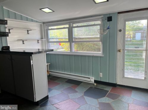 5918 Jackson St, Philadelphia PA  19135-4031 exterior