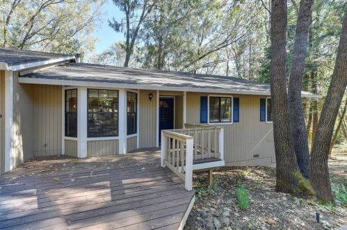 20610 Cedar View Dr, Michigan Bluff CA  95631-9724 exterior