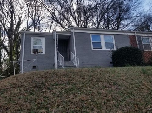 1745 Cahoon St, Atlanta, GA 30310-4717