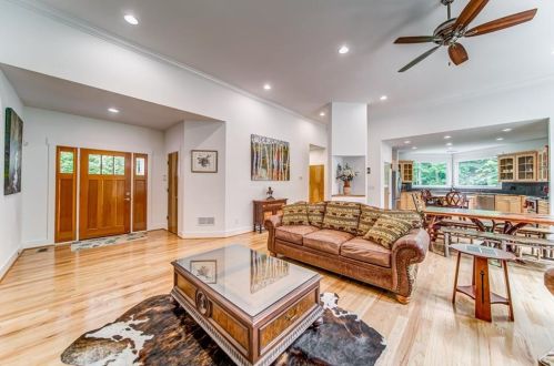 519 Lower Sassafras Pkwy, Big Canoe, GA 30143-0028