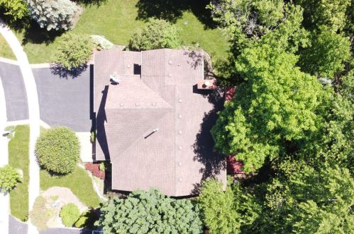 7272 Presidential Dr, Gurnee IL  60031-5302 exterior