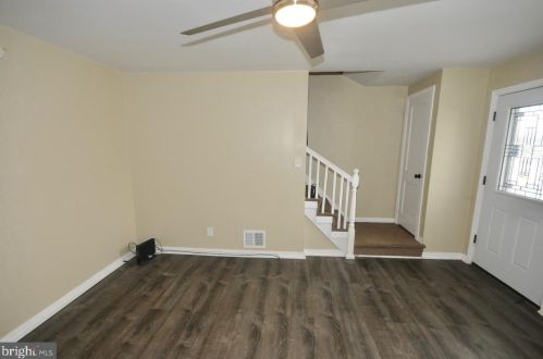 348 Cooper Ave, Camden NJ  08107-2110 exterior