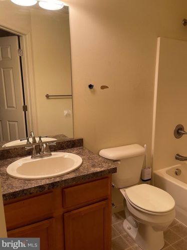 17 Spg Vw St, Carlisle PA 17013-4460 exterior