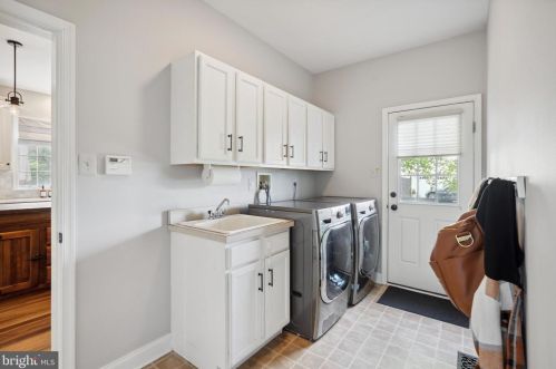 4128 Justin Ct, Collegeville PA  19426-4131 exterior