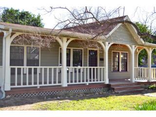 5613 Jeff Davis Ave, Austin TX  78756-1223 exterior