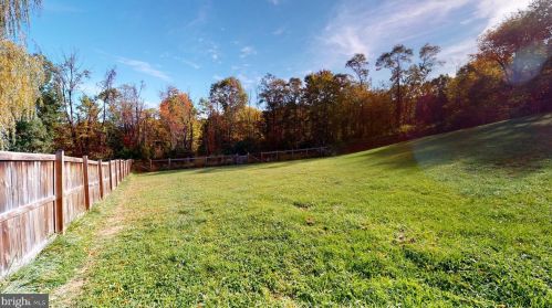 3332 Mountain Rd, Wardensville WV 26851-8279 exterior