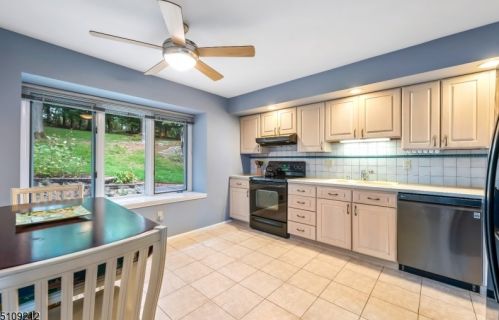 55 River Rd, Parsippany, NJ 07834-2952