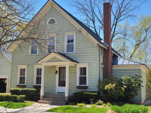 122 School St, Keene, NH 03431-3312