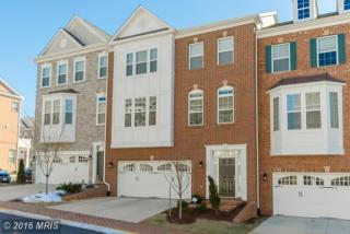 10615 Legacy Ln, Fairfax, VA 22030-8149