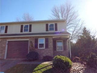 717 Lincoln Ave, Ephrata, PA 17522-2829