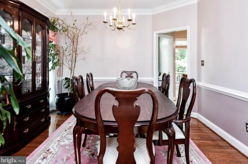 1909 Westchester Dr, Silver Spring MD 20902-3563 exterior