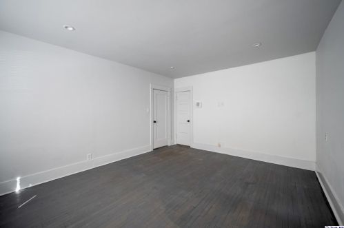 1118 Columbus Ave, Glendale CA  91202-3857 exterior