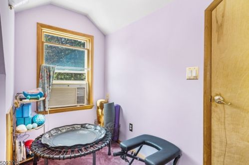 10 Vly Vw Ave, Dover NJ  07869-1316 exterior