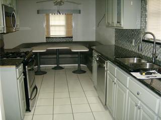 5815 Farwell Dr, Houston TX  77035-5411 exterior