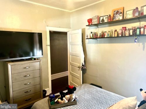 2816 22nd St, Philadelphia PA 19140-3830 exterior