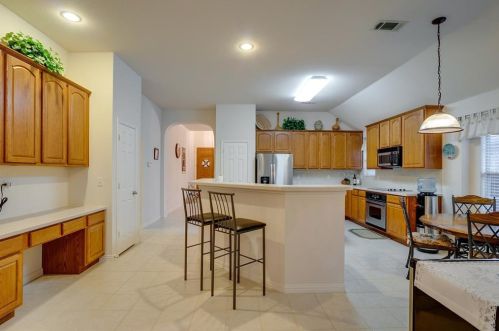 8028 Pretoria Pl, Fort Worth TX  76123-1831 exterior