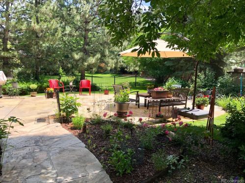 51 Cherry Hl Farm Dr, Englewood CO 80113-7169 exterior