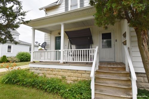459 State St, Sycamore IL  60178-1515 exterior