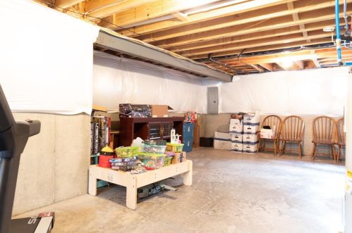 963 Burgess Ct, Cincinnati OH 45245-7022 exterior