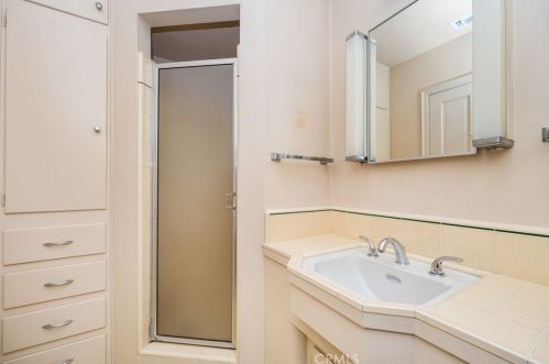 740 West St, Anaheim CA  92801-4708 exterior