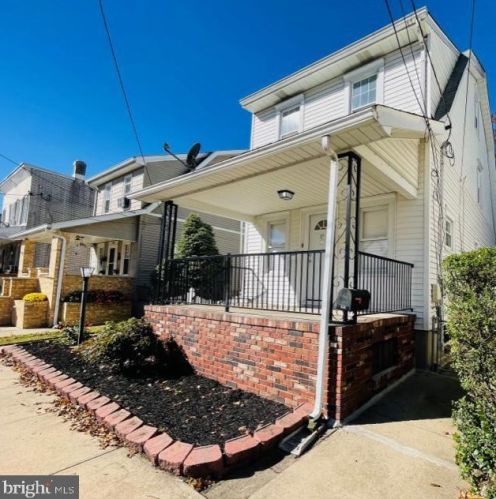 526 Centennial Ave, Trenton, NJ 08629-2114