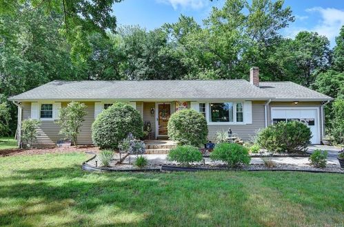191 Mcgrath Rd, Wapping, CT 06074-1139