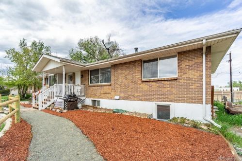 10605 48th Ave, Denver, CO 80033-2663