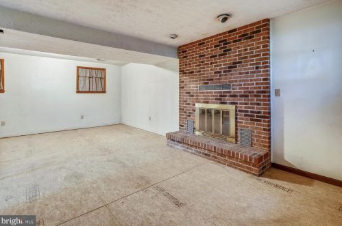 20 Hillman Ct, Aberdeen MD  21001-2407 exterior
