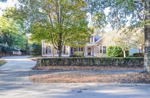 6839 Hammock Trl, Gainesville, GA 30506-7815