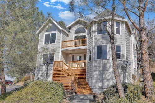 475 Sunrise Rd, Copperopolis, CA 95228-9664