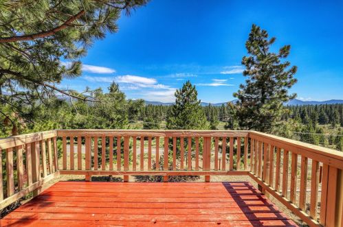 12211 Highland Ave, Truckee CA  96161-1722 exterior