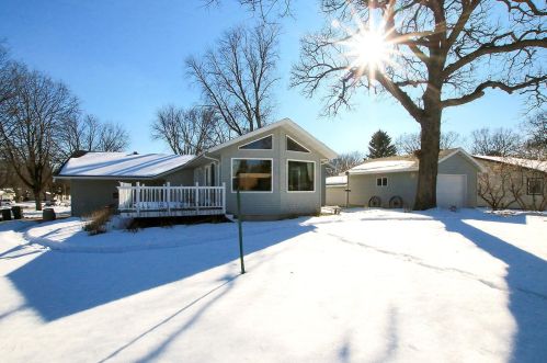 704 Church St, Cedar Mills, MN 55350-2709