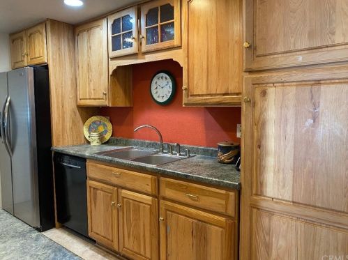 1430 Fredericks Ln, Upland, CA 91786-7027