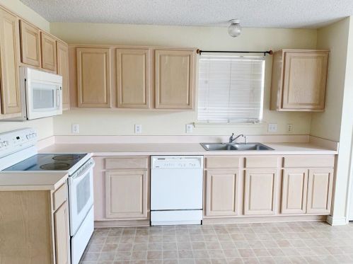10233 Eureka Springs Ct, Fort Worth TX  76108-4965 exterior