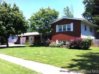 20 Glen Aire Dr, Springfield, IL 62703-4412
