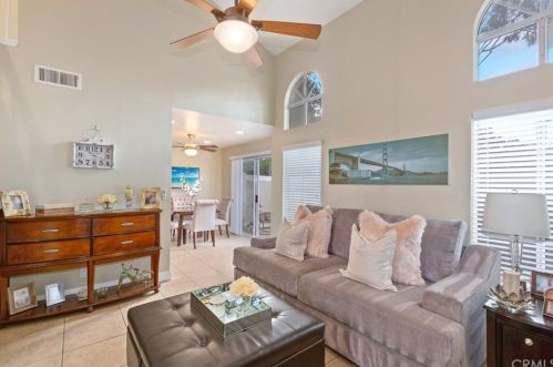 21132 Castleview, El Toro, CA 92630-7248