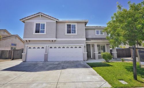 703 Vasconcellos Ave, Manteca, CA 95336-8547