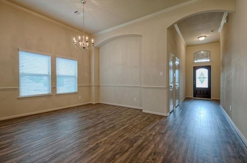 1709 Cindy Ln, Conroe TX  77304-3159 exterior