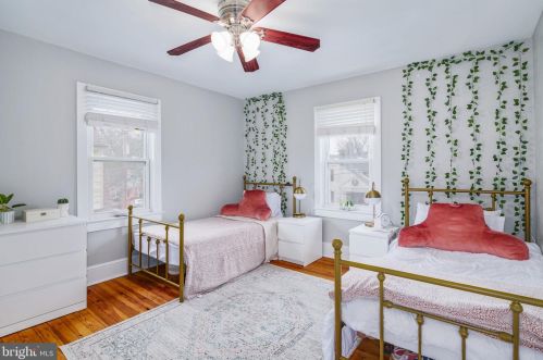 20 Evergreen Ln, Tavistock NJ  08033-1202 exterior