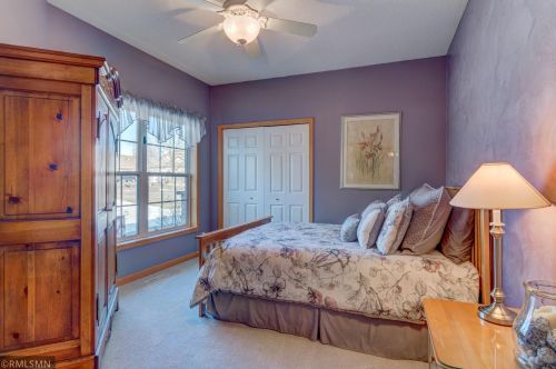 493 Holly Ln, Saint Paul MN  55128-7091 exterior