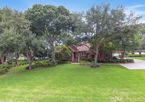 1815 Omni Blvd, Mount Pleasant, SC 29466-8860